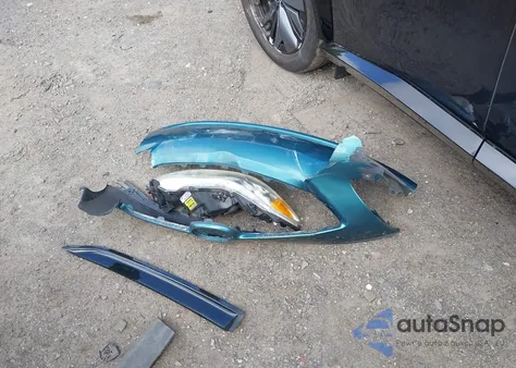 2009 Toyota Corolla Le z USA, uszkodzony, nr VIN JTDBL40E29J004884